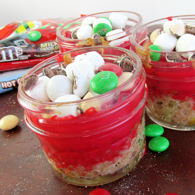 Mini Holiday Hot Chocolate Cakes