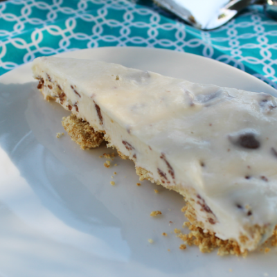 Candy Bar Ice Cream Cheesecake