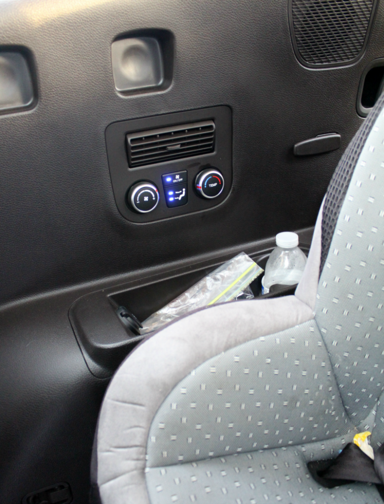 2017 Hyundai Santa Fe Limited Ultimate - Mom's Thoughts - The Shirley