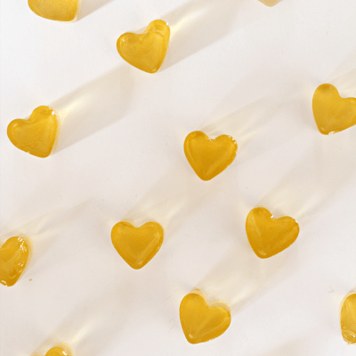 Two-Ingredient Fruit Juice Gummies