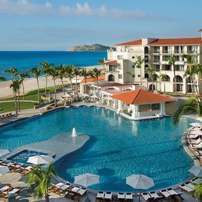 5 Reasons to Book Your Next Vacation with Apple Vacations at Dreams Los Cabos